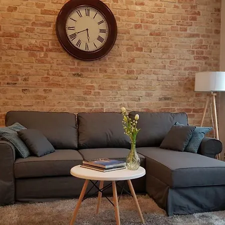 Apartament White Orchid *
